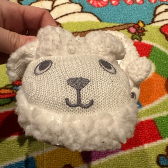 ๐ 2/$10๐ Gymboree lamb ๐ slippers unisex. - Picture 2 of 6